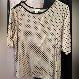 Liz Claiborne White and Black Polka Dot Short Sleeve Top